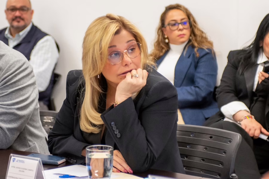 Llega solicitud de juicio político contra Gobernadora de Chihuahua a la Cámara de Diputados