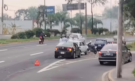 Accidente en la Xalapa-Veracruz a la altura de Las Ánimas