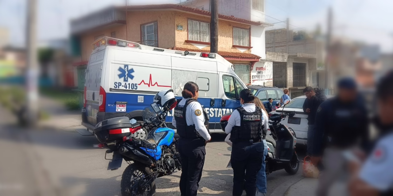 Accidente vial en la colonia Revolución deja motociclistas lesionados