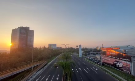 Cielo mayormente despejado, mientras que por la tarde y noche se prevé un aumento en la nubosidad, con la posibilidad de lluvias y algunas tormentas aisladas