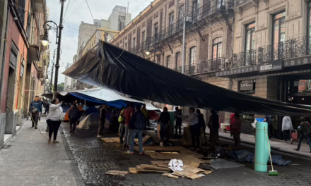 Gobierno mantiene abierta la puerta del diálogo con la CNTE y descartó cualquier acción de represión contra los manifestantes.