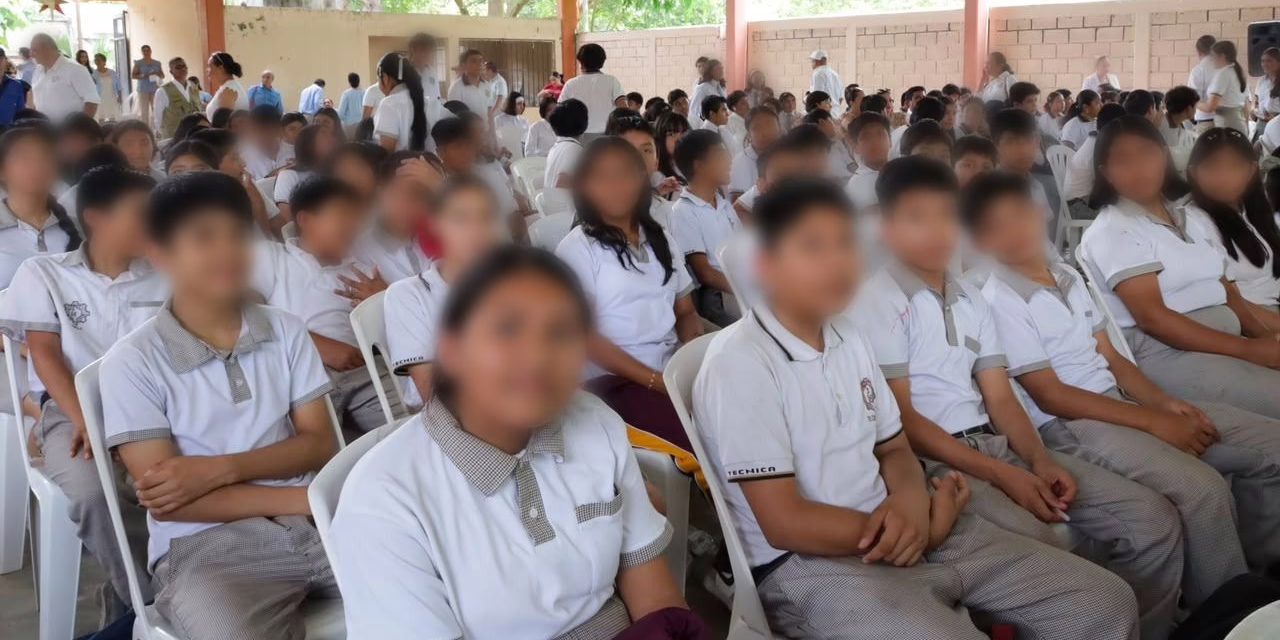 Estudiantes y familias participan en acciones de prevención de la violencia y el delito
