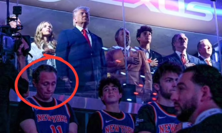 Renuncia el director del SAT en Quintana Roo, Héctor Contreras Mercader por polémica tras ser visto en la final de la NBA