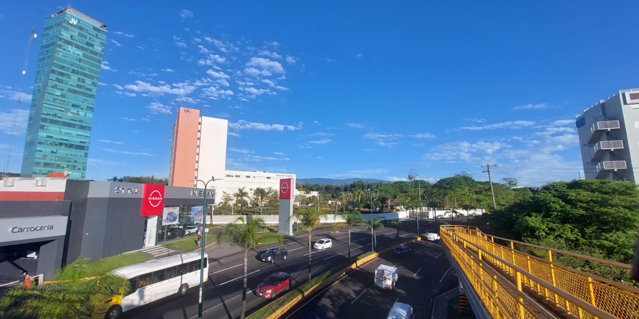 Lluvias persistentes en Veracruz este viernes y durante el fin de semana, serán fuertes a muy fuertes con actividad de tormentas en las zonas montañosas