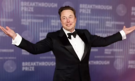 Elon Musk se convierte en el primer billonario de la historia tras la salida a Bolsa de SpaceX.