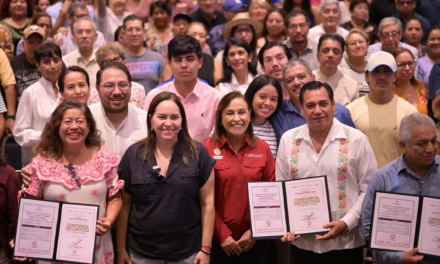 Reciben 648 familias veracruzanas constancias de finiquito de créditos FOVISSSTE