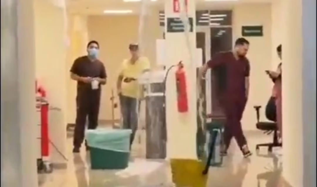 Video: Filtraciones de agua en Hospital recien remodelado en Hermosillo