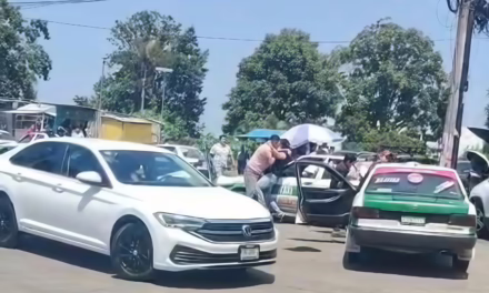 Riña entre automovilistas desata caos vial en la avenida Antonio Chedraui Caram