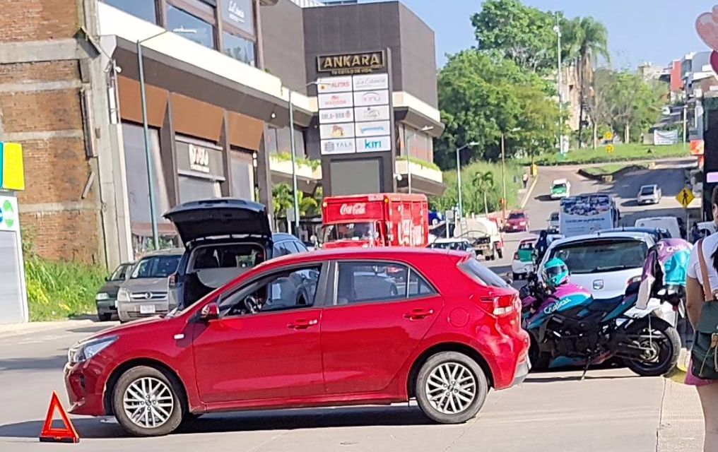 Accidente de tránsito a la altura de plaza Calabria