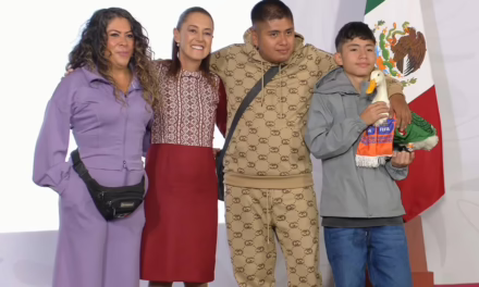 El pato Merlín llega a Palacio Nacional