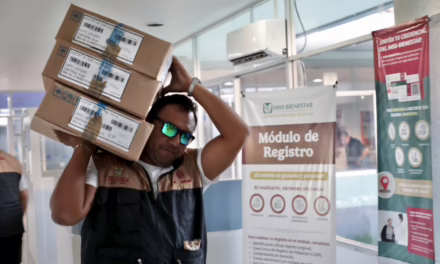 Avanza estrategia para el abasto de medicamentos, 9 mil unidades fueron distribuidas en el sur