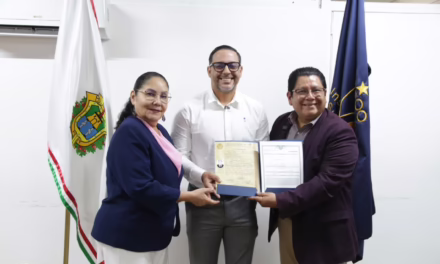 Suman más de 600 títulos electrónicos entregados en el ITSX