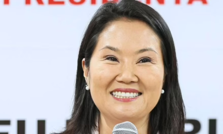 Keiko Fujimori gana la Presidencia de Perú tras una de las elecciones más cerradas