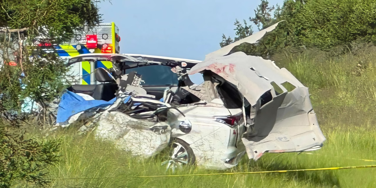 Fallecen cuatro integrantes de una familia en accidente; un menor de 13 años sobrevive de milagro
