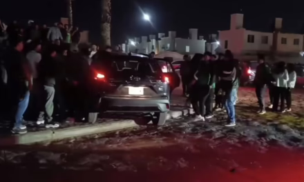 Video: Camioneta embiste a aficionados durante festejos del Mundial en Hidalgo