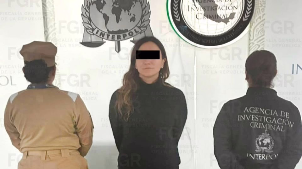 DETIENEN A LA HERMANA DE EMILIO LOZOYA