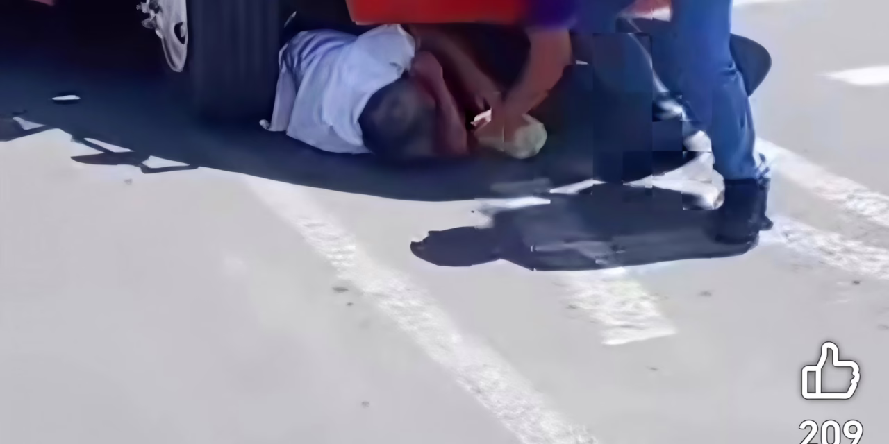 Adulto es atropellado por camión en Orizaba 