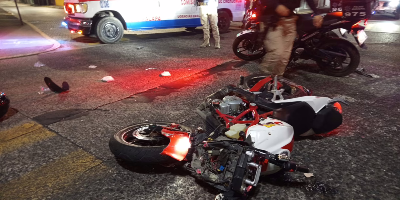 Motociclista lesionado en la avenida Murillo Vidal y Santos Degollado