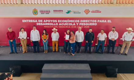 Gobernadora regresa a Minatitlán; pescadores reciben apoyo estatal adicional a Bienpesca