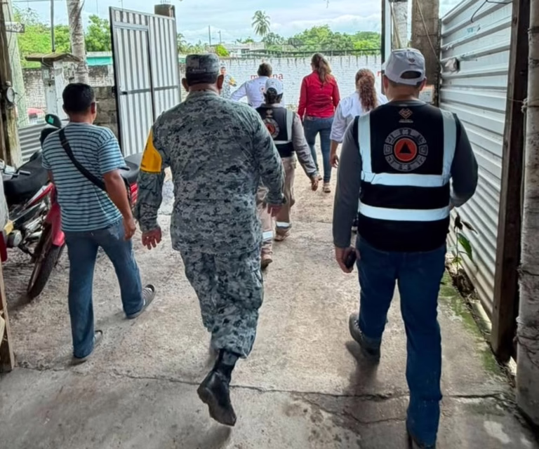 Activa Gobierno del Estado ayuda humanitaria y labores de limpieza por lluvias