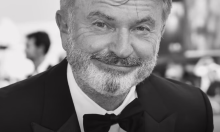 Muere Sam Neill, protagonista de Jurassic Park a los 78 años; ¿Cuál fue la causa de su deceso?