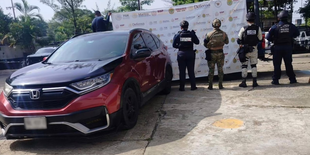 En operativos coordinados, Estado asegura más de 2 mil litros de hidrocarburo
