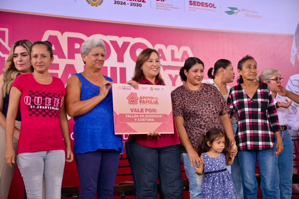 Este es el cambio de una política social transformadora: Rocío Nahle entrega más de 5 mil apoyos en Boca del Río