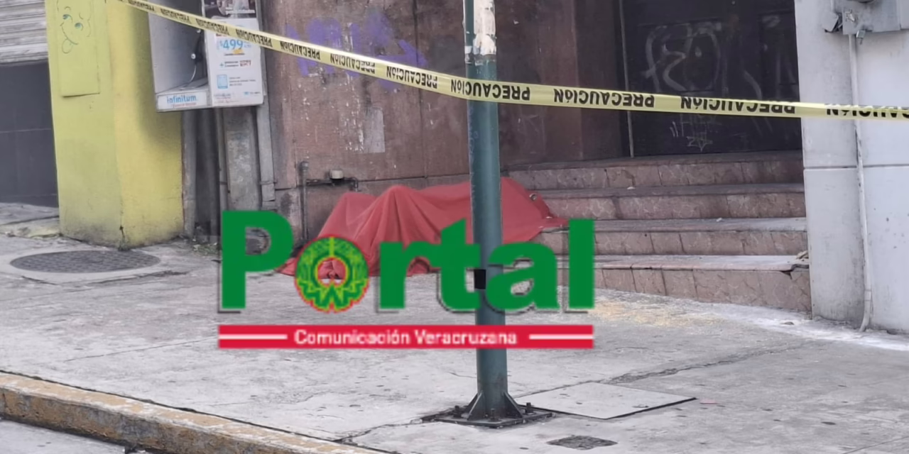 Fallece hombre en pleno centro de Xalapa
