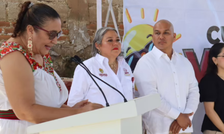 Imparte SEV curso Verano Vasconcelos en Jacarandas