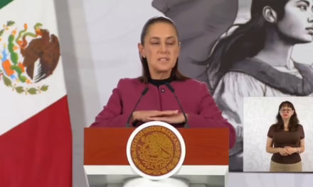 Claudia Sheinbaum analiza medidas para reducir uso excesivo de celulares en niños y adolescentes