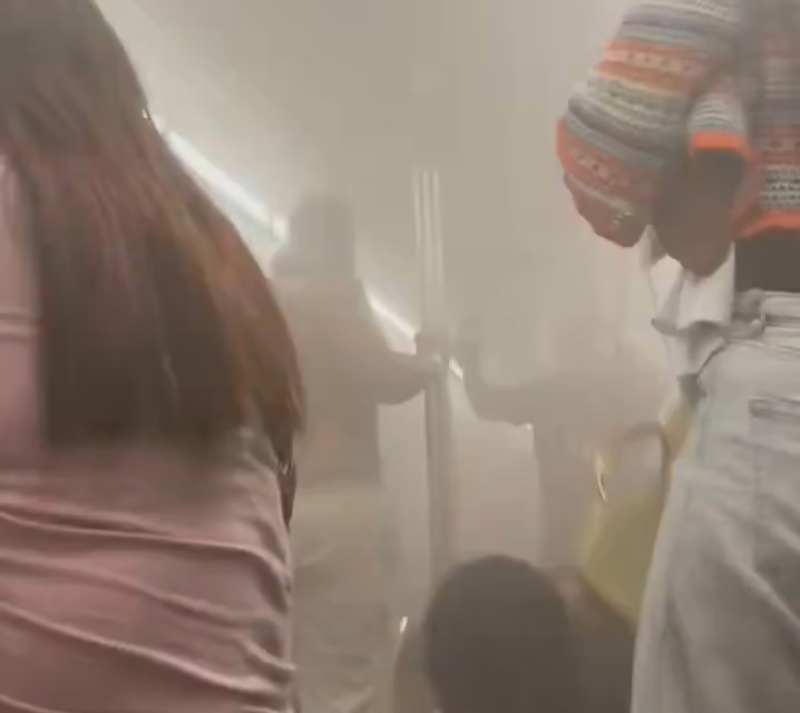 VIDEO: INCENDIO EN EL METRO DE BARCELONA DEJA DECENAS DE PERSONAS ATENDIDAS