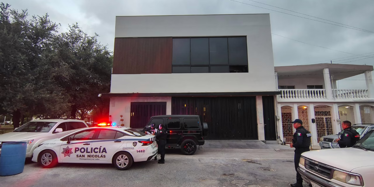 ENTRAN A R0BAR EN CASA DE KARELY RUIZ 