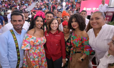 Entrega Gobernadora 5 mil apoyos a la Palabra y a la Familia