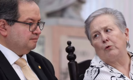 Nacional UNAM remueve a Patricia Dávila en plena crisis por examen de admisión