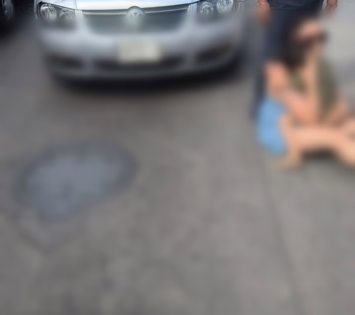 Atropellan a mujer y menor en pleno Centro de Xalapa