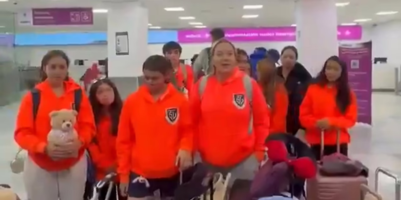 Pasajeros de Volaris denuncian robo de equipaje en el Aeropuerto Internacional de Ciudad de México